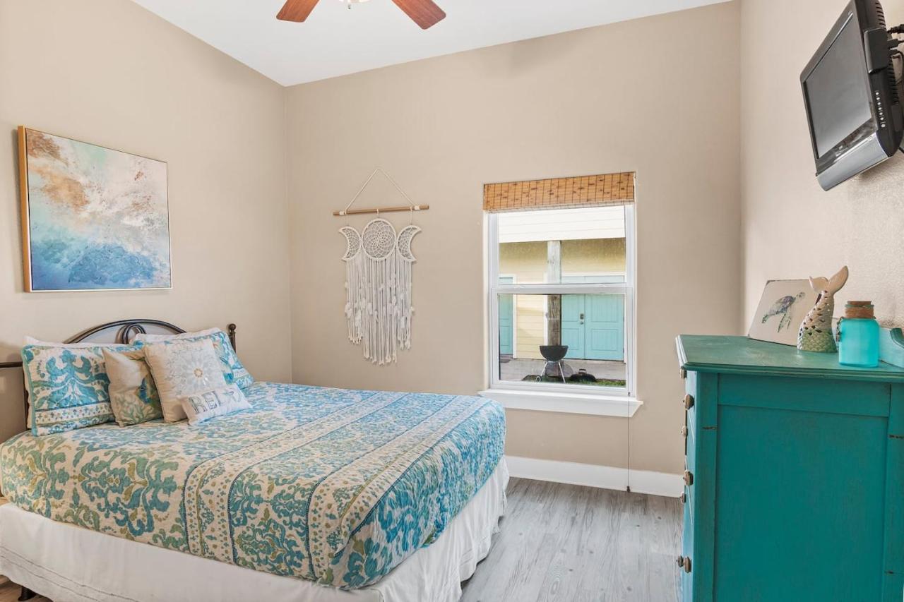 New 5 Bdrm W/Pool, Observation Deck Walk To Beach! Port Aransas Luaran gambar