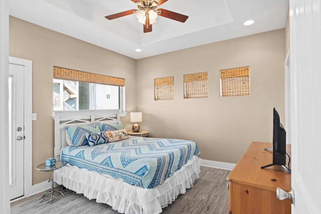 New 5 Bdrm W/Pool, Observation Deck Walk To Beach! Port Aransas Luaran gambar