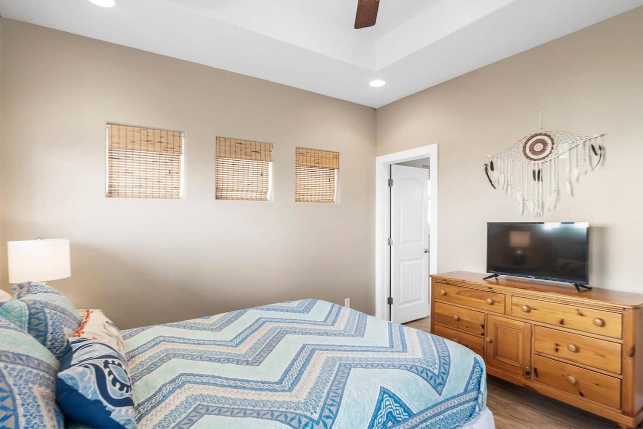 New 5 Bdrm W/Pool, Observation Deck Walk To Beach! Port Aransas Luaran gambar
